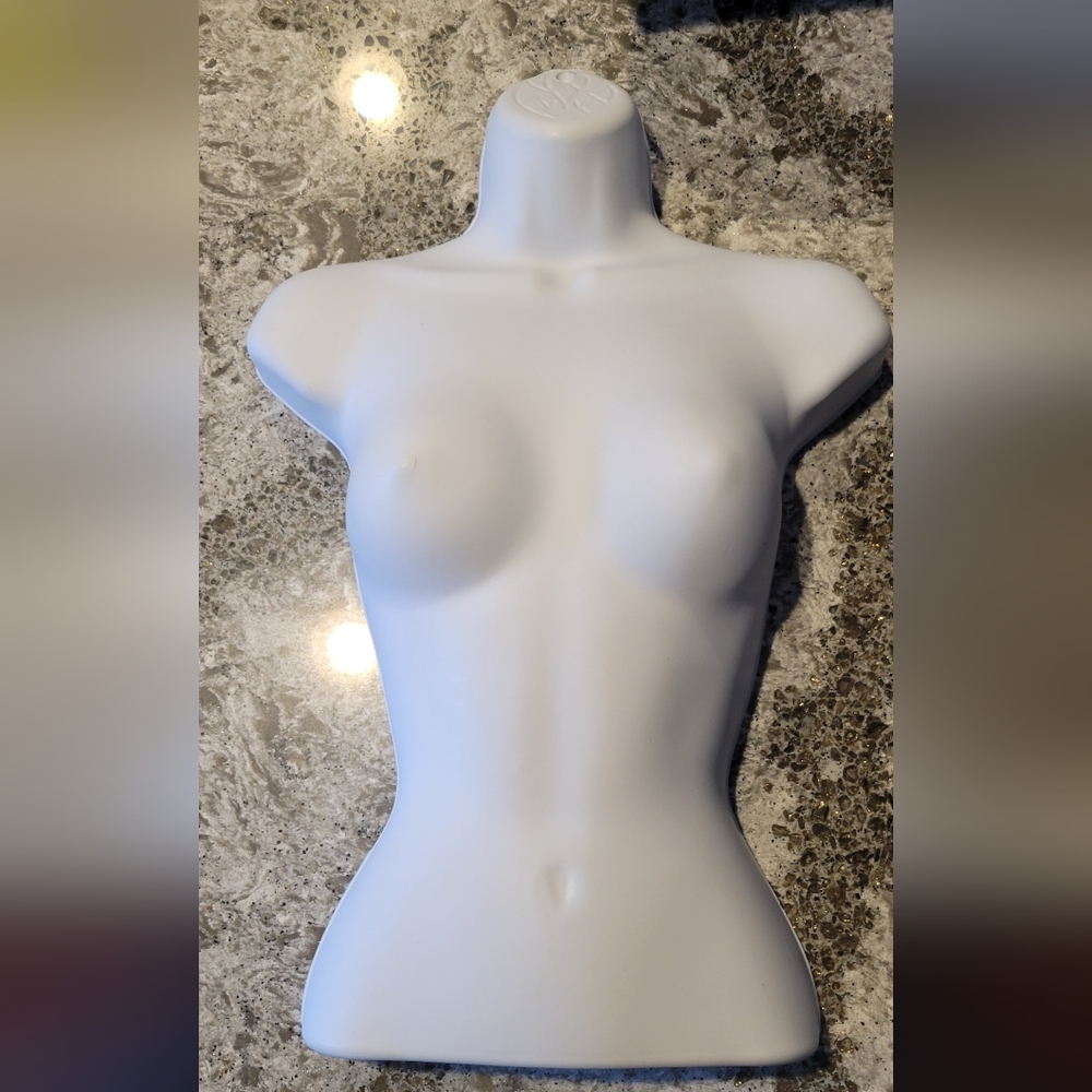 Female Torso Plastic  Mannequin